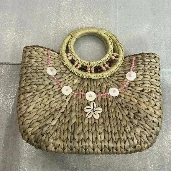 Vintage A.Giannetti Corn Husk and Shell Embellished handbag - Picture 1 of 9